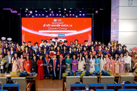 a02a5640-4828-4f14-8004-8f88f1f27f82