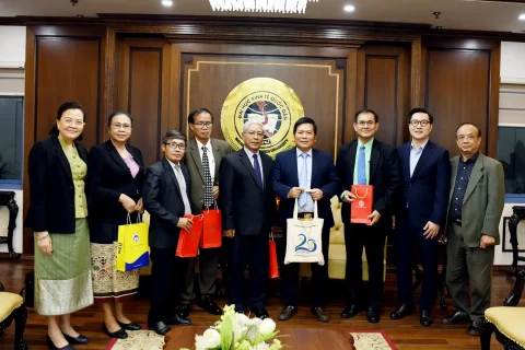 a89266fc-3981-4fae-9ff8-cfff6ea7281f