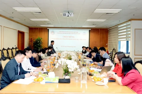 a98bd461-7e8d-4f82-801a-df49378ad762