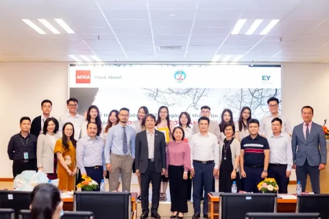 aee12fba-b794-441f-8688-349e0f820d06