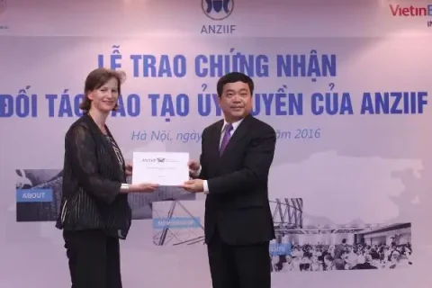 anh8_5_16_1