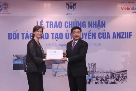 anh8_5_16_2