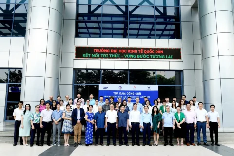 b25ee325-8c7b-47db-89c7-c8a93c82e806