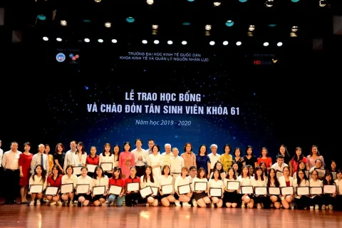 b43cc27e-7435-4d3e-8cc6-aeb6923050f0