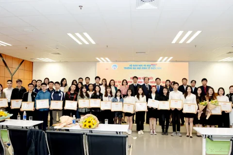 b48cb703-b83b-4c73-a945-7b4de4f0a026