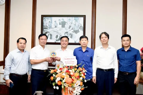 b5186b4b-2d25-48e6-be42-cd0d319f6399