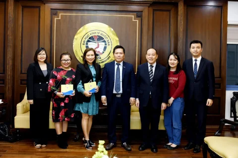 b577f500-d18b-49e7-88c2-ea0179eb8821