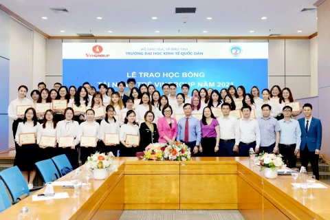 b6de15b5-f479-43b3-9190-705dba3de916