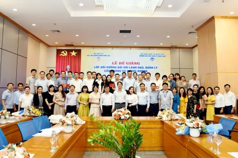 bb6bcddd-2973-4400-a972-6847e65742f5