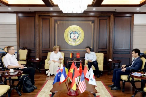 be3a264f-f56a-4833-94ed-3413033b64e1