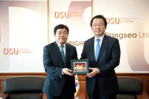 bed4ffad-9eb4-48ca-990e-1a84ea9db278