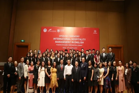 bef77936-4cfe-49a5-9c67-3302658a440b