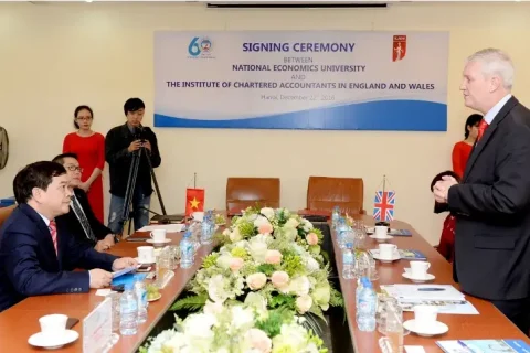 c1a6164f-2c51-4a06-bd85-f00df9c66c81