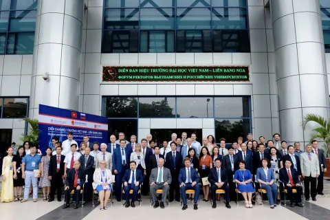 c637a235-b8f5-4513-8ed8-689c05712929