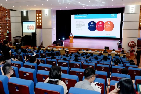 c638e4e5-af57-4431-8c39-d4333b91c1ea