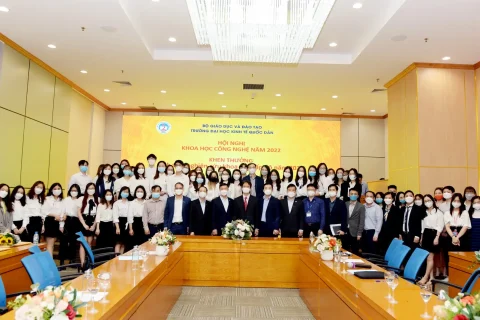 d78c6a7d-5854-4b4d-96ab-15b101f5e346