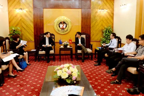 d8121c25-8305-4a8b-95ac-44bee75b826a