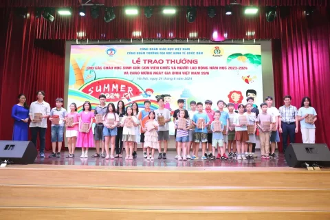 d99d5060-b76d-4ac3-9bff-748ebf7d84de