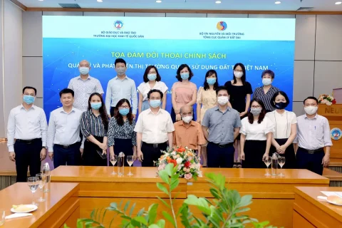 dc2ede51-7015-4622-b935-3f68810181be