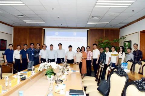 deb9b8d7-f896-48f7-a8b9-bd56e9482f0b