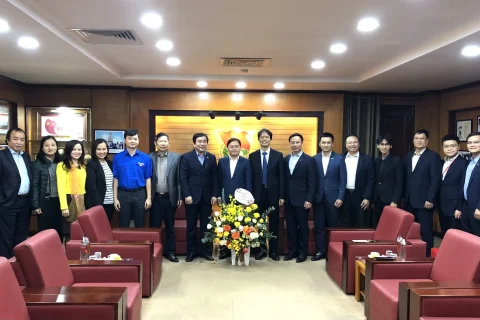 df581d81-a016-4353-9785-74093487f9da