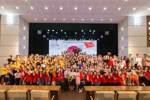 e002c910-3886-4e1d-acf6-471389fe40b8