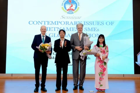 e24a7911-1e8a-43cb-81fb-1adeddb73ce1