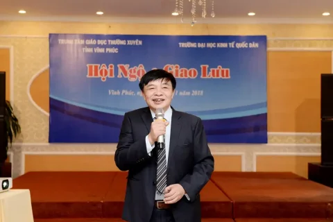 e716b3ba-bafc-4f05-8367-cbb92b46c848