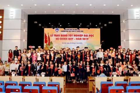 e8c5445c-81e9-4008-8faf-db21fadd733c