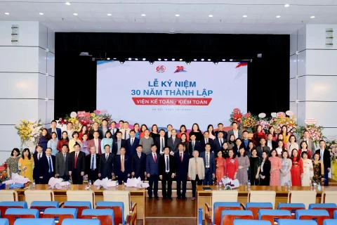 ecccfd5a-30f7-4b8f-8b61-d5e7a30f4b46