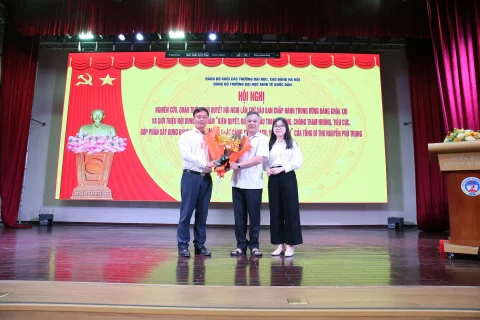 ee0bddbe-2aa0-4f3e-b6aa-a403ef2e3593