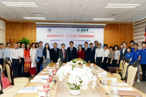 ee253c00-aa56-4b3a-97cf-75d23233df12