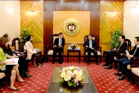 f08366c8-e08c-47c0-8dff-f5556788143f