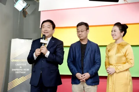 f4f7d02c-e1e5-4a34-91c4-a228ba74a31b