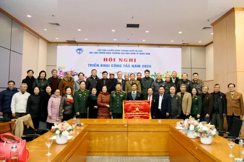 f55ff7de-fca3-485a-afef-76393430bf61