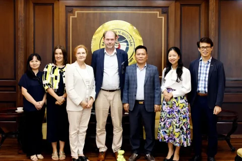 f79a74a7-7233-405b-b0cb-1844a7abf1eb