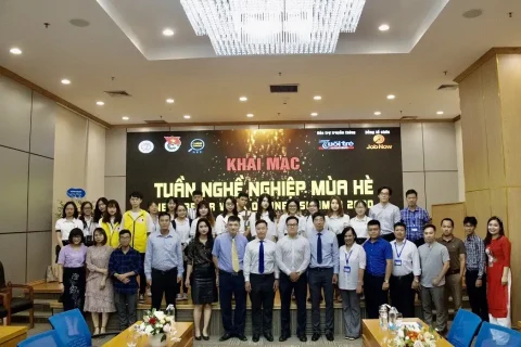 fcfb7117-2752-4106-acdd-67a780d9f9eb