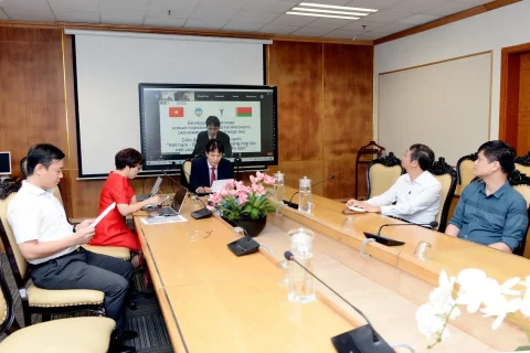 fd1231d5-e1e0-47f8-9f7f-75bf063e65b5