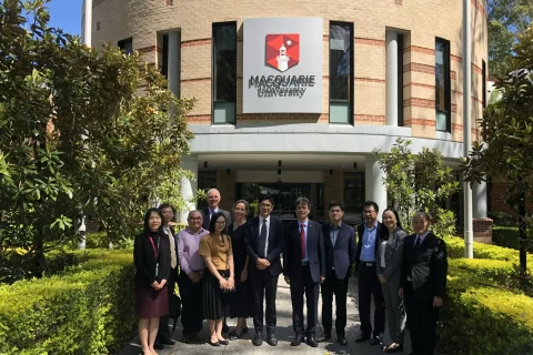 ff165fe8-4f30-4e2e-812d-fbba93667fbb