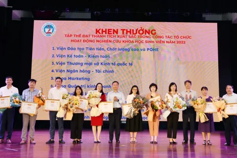 062b6580-2a9f-423c-b8c8-2f103a12a90e