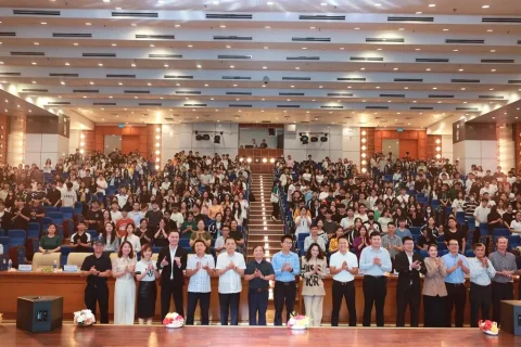 2368ec60-6d37-452a-8f1e-a731d287f8bc