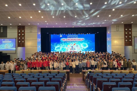 2ff0e8e2-bacc-49c1-8503-4b08b1328551