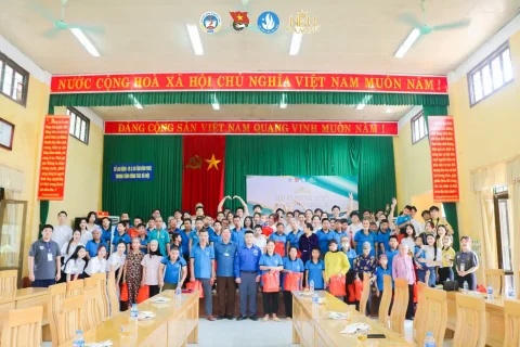 4a75dc96-af6a-47d3-bb49-8335c602904e