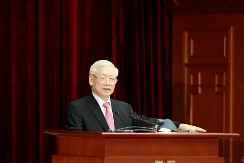 52407695-3d95-4a24-bc77-c3e3d776cea3