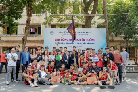 548f09cf-bf04-4de4-b4d4-716241419c81