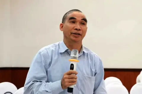 5c02d40c-5675-4f6a-b8cc-b2de17f19825