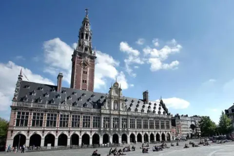 5e353fc2-8ff4-4ea0-a1a6-5955fba6c91f