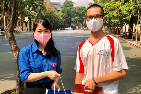 a0b8349b-b358-4285-99b5-404fb56cb615