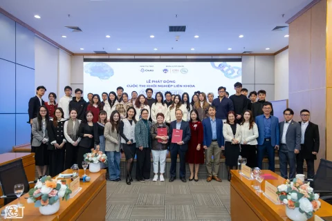 a35a8d8d-d92f-47f2-9499-18d764ad32ff