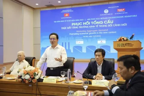 b6a8a593-6be4-436b-aab5-8296679af79f